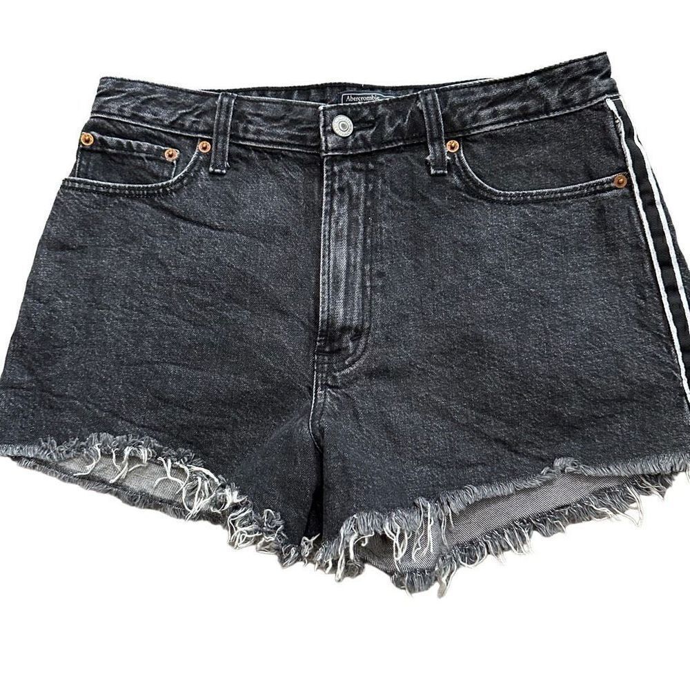 Abercrombie and Fitch Annie high rise shorts size 29
